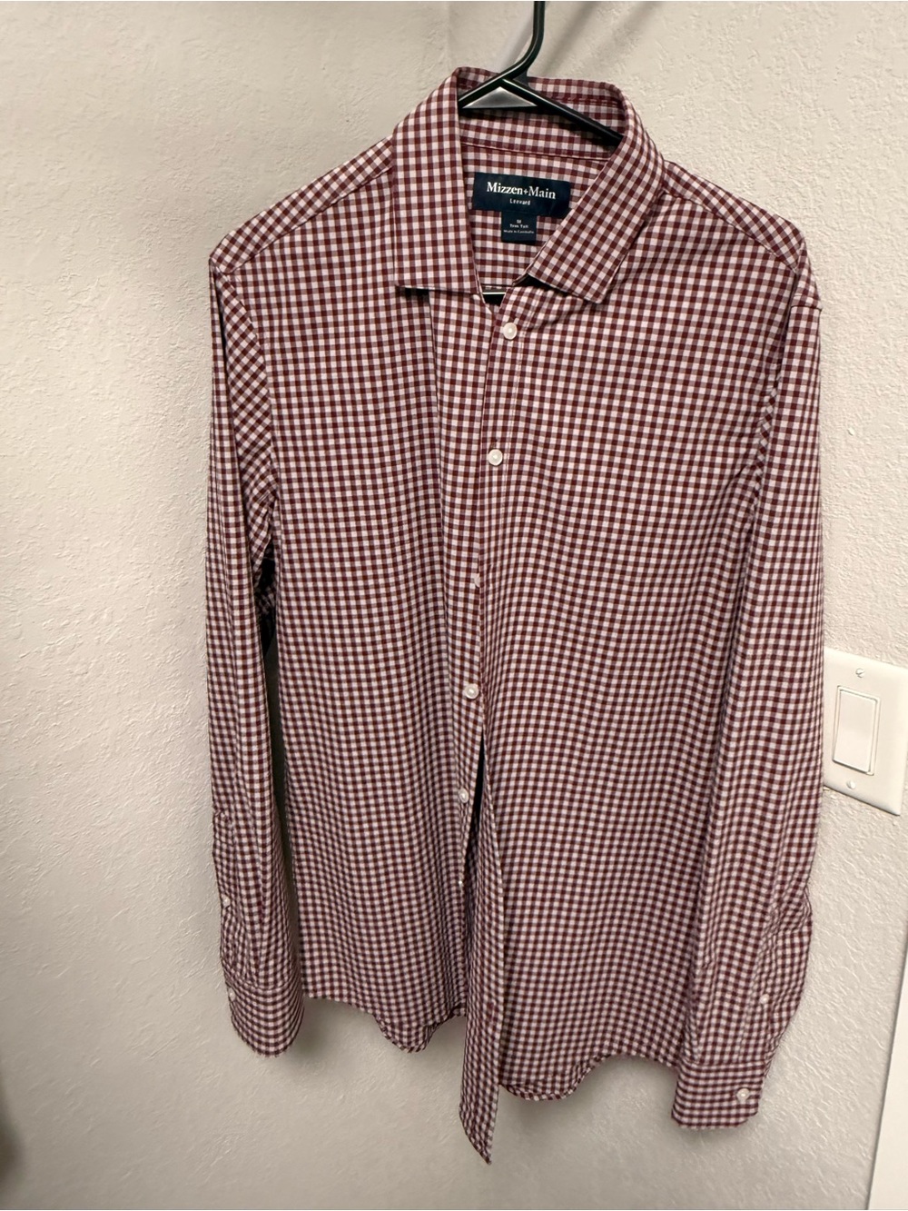 Mizzen+Main Men's Red and White Gingham Dress Shirt